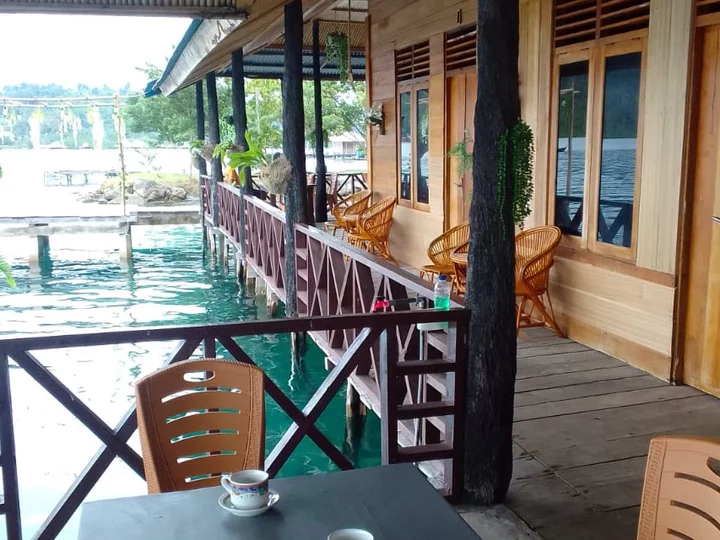 Indonesia, Seram Island: Oanain Cottage
