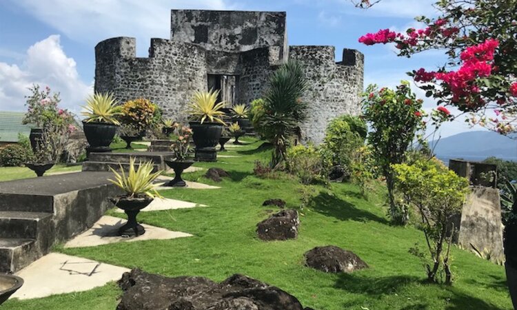 Molukken - Gewürzinseln: Fort Tolukko, Ternate
