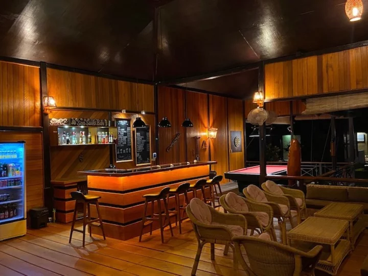  Sulawesi: Sea Souls Resort - Restaurant Bar