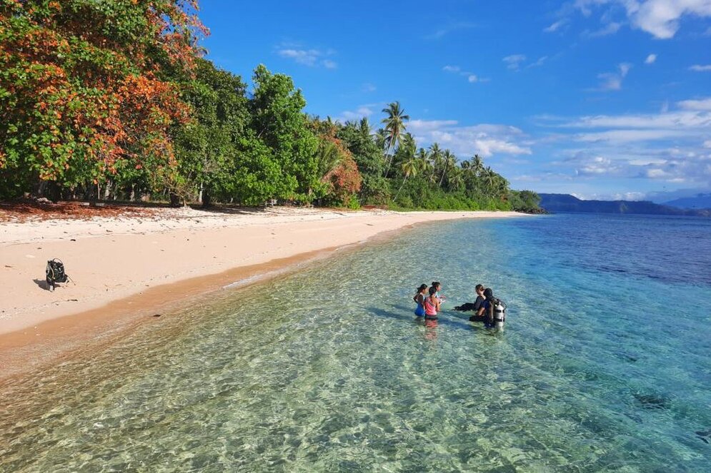 Sulawesi: Strand auf Bangka Island