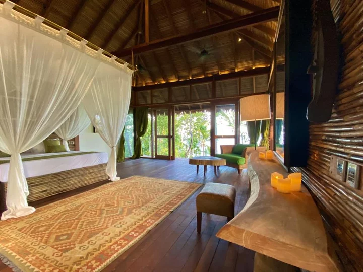  Moro Ma'Doto Resort, Moluccas island of Morotai: Interior view Hilltop Suite