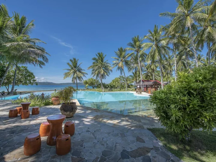 Gangga Island Resort & Spa, Sulawesi: Swimming pool 