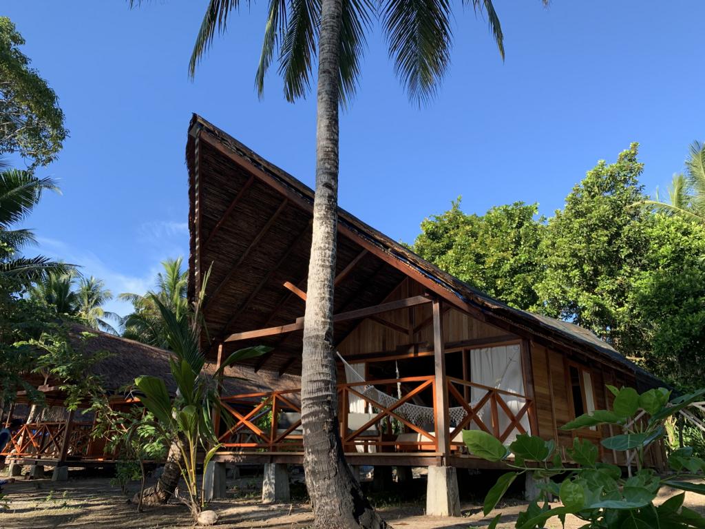 Metita Beach & Dive Resort - Molukken, Morotai: Cottage A Aussenansicht