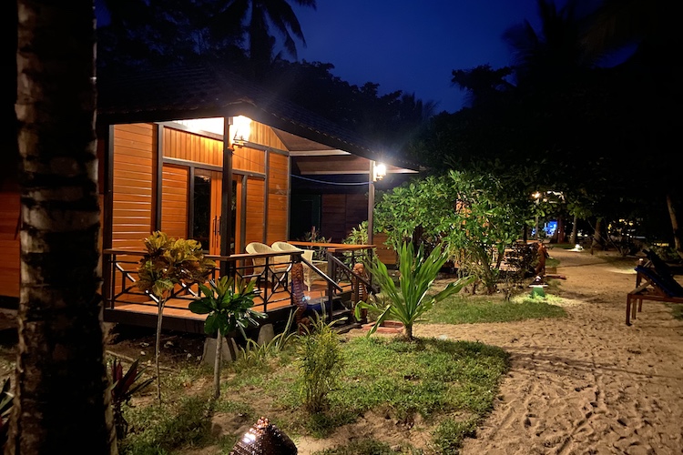 Sulawesi: Sea Souls Resort - bungalow exterior view by night
