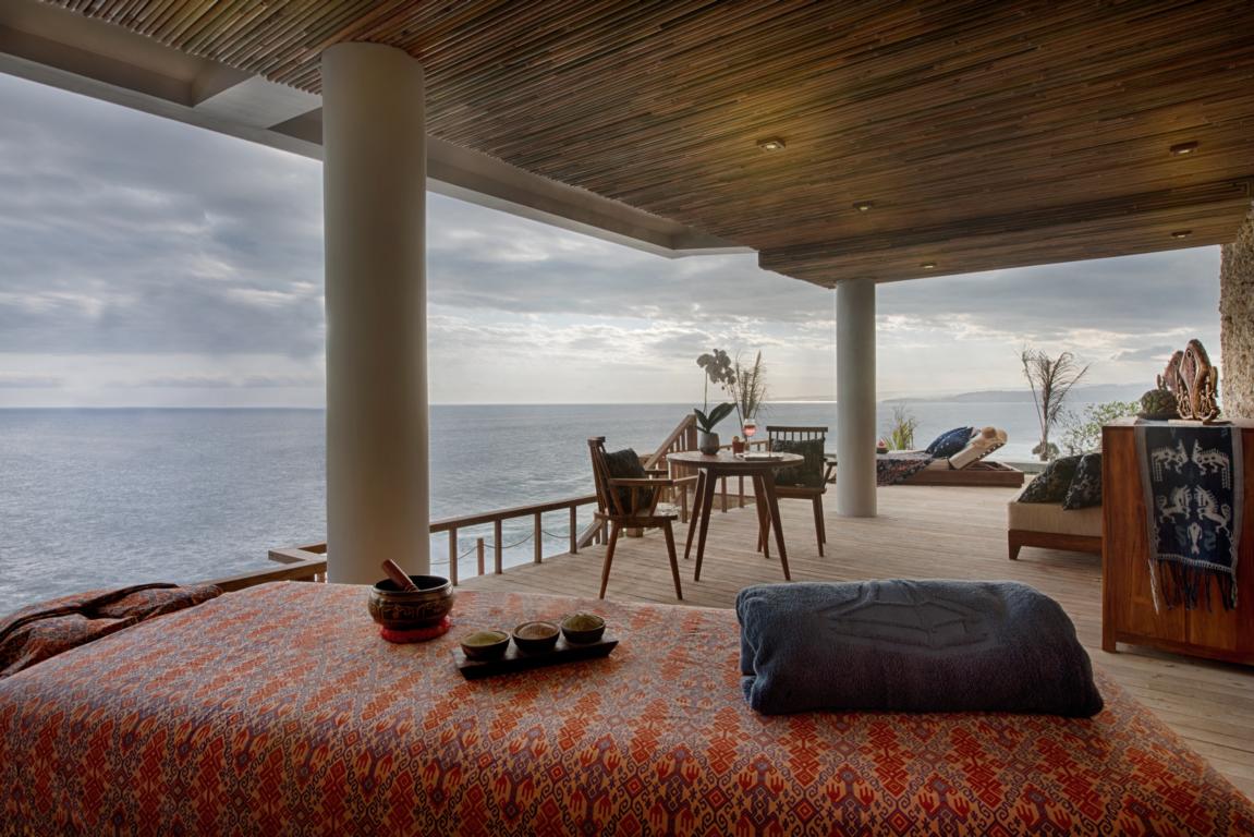 Insel Sumba, Lelewatu Resort: Honeymoon Villa, Terrasse mit Meerblick