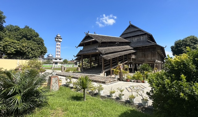 Sultan's Palace in Sumbawa Besar, Lesser Sunda Islands/Indonesia