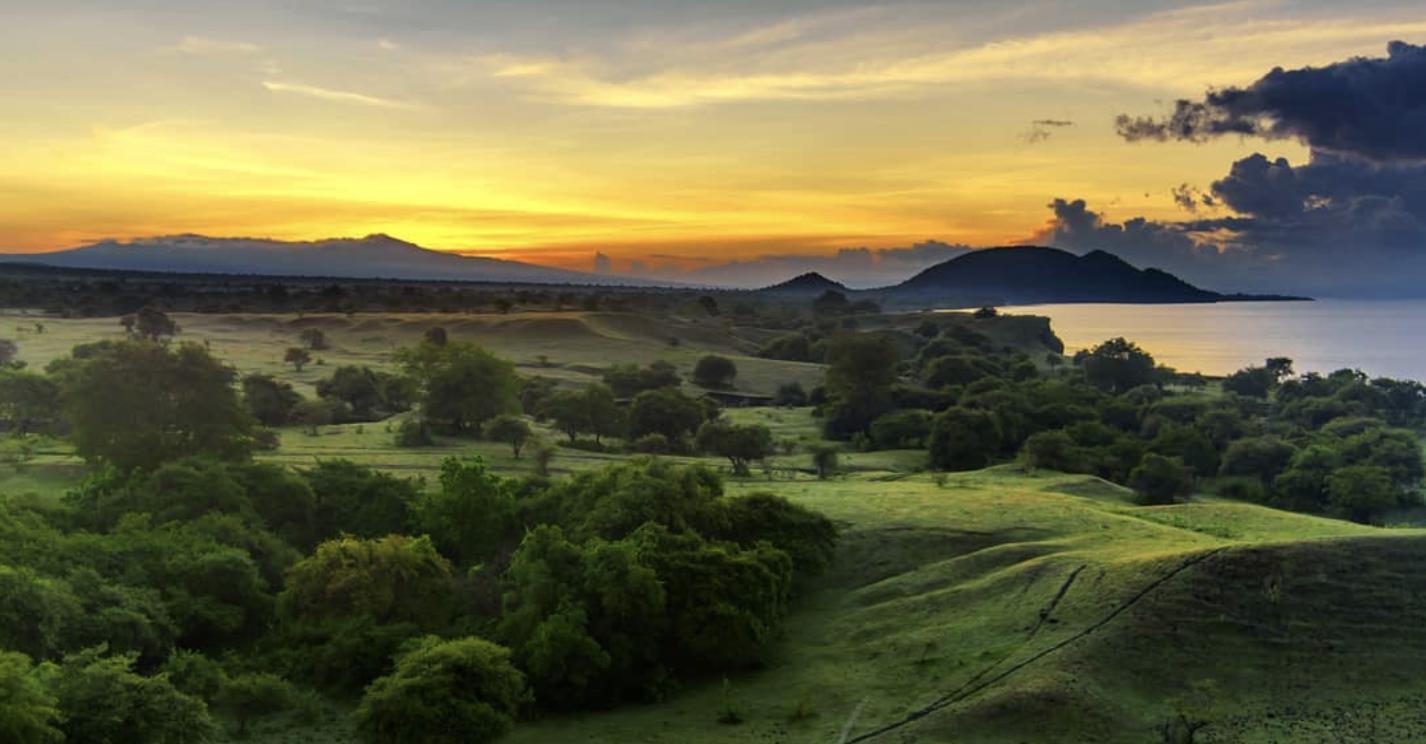 Sumbawa Island, Indonesia: Sunrise over Doroncanga