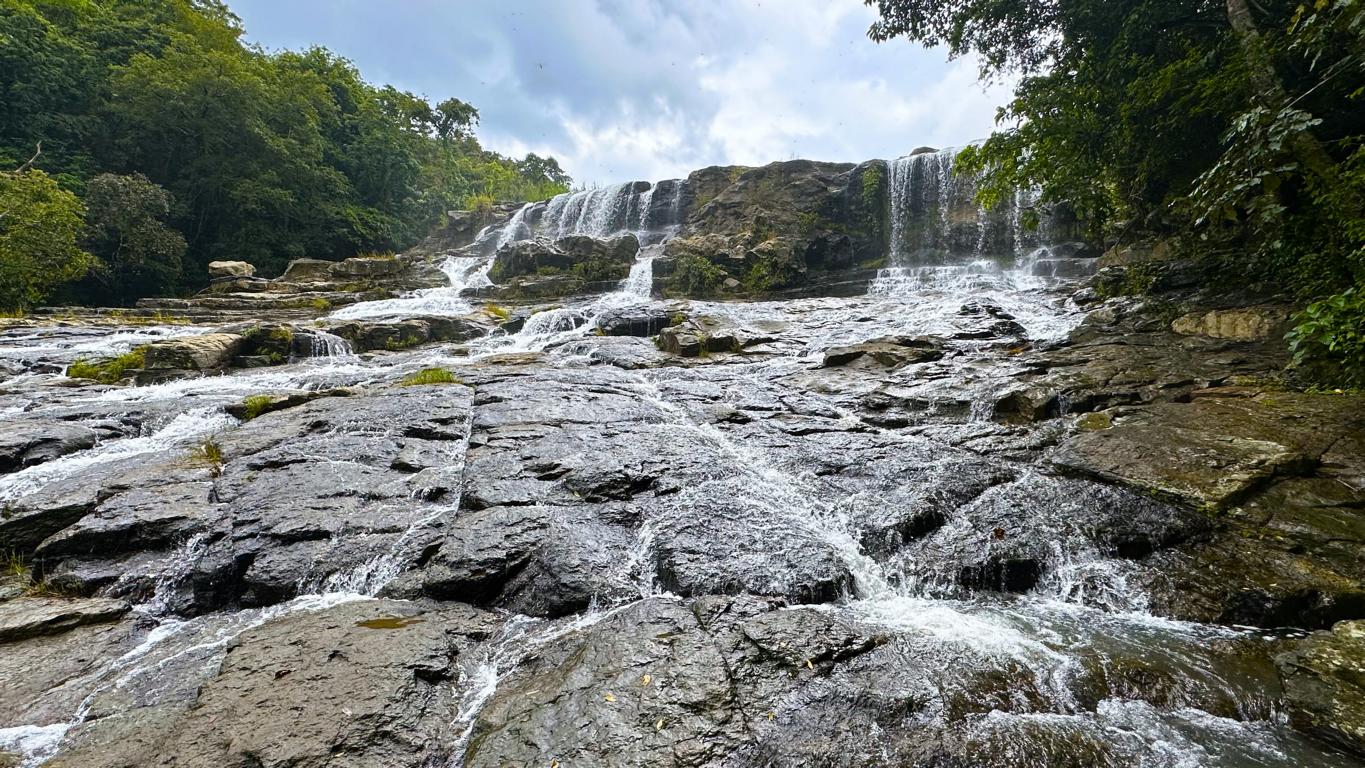 Waterfall east Sumbawa, Indonesia 
